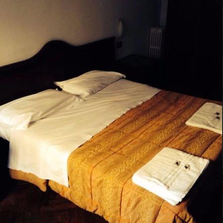 Hotel Medea Milan Exterior photo